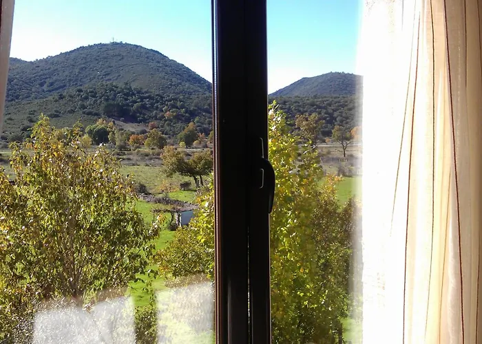 Casa Con Piscina En Parque Nacional De Cabaneros
